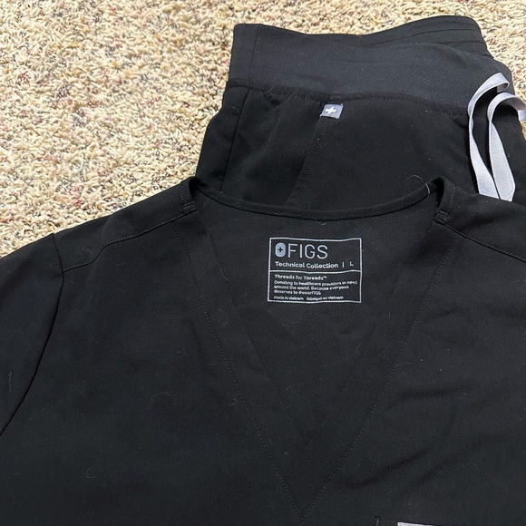 Figs - Picture 1 of 1